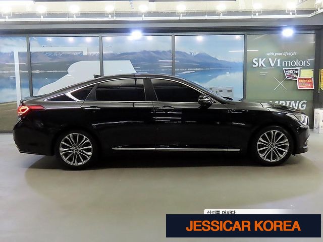 2014 Hyundai Genesis DH - Thumbnail 4