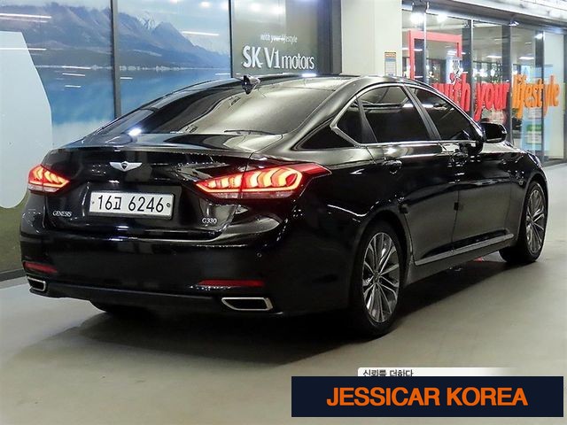 2014 Hyundai Genesis DH - Thumbnail 5