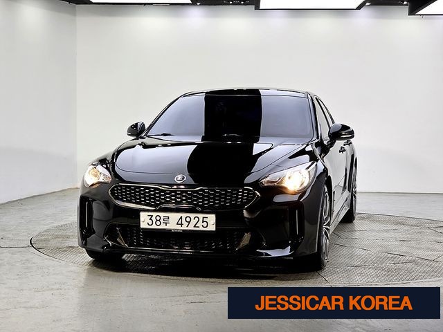 2018 Kia Stinger - Thumbnail 8