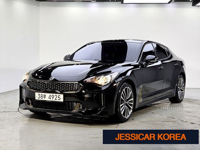 2018 Kia Stinger - Thumbnail 9
