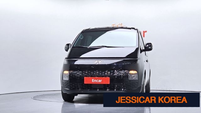 2023 Hyundai Staria - Thumbnail 4
