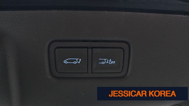 2023 Hyundai Staria - Thumbnail 5