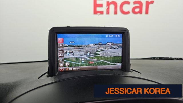 2016 Hyundai Grand Starex - Thumbnail 3