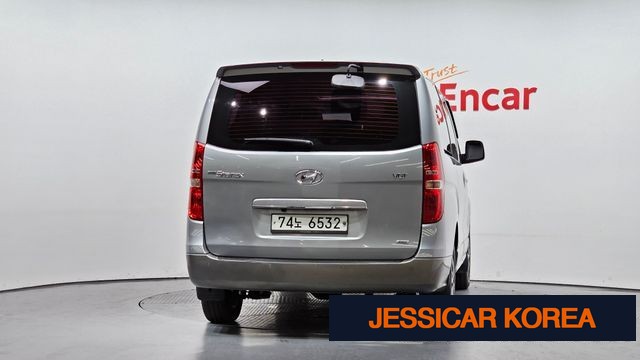 2016 Hyundai Grand Starex - Thumbnail 9