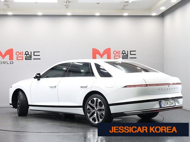 2024 Hyundai Grandeur (GN7) - Thumbnail 2