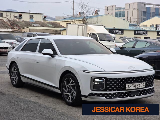2023 Hyundai Grandeur (GN7) - Thumbnail 2