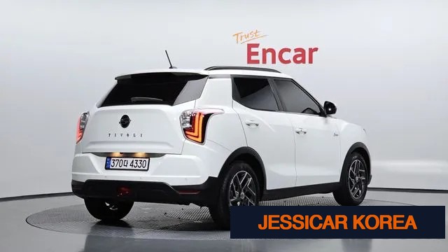 2022 KG Mobility Very New Tivoli - Thumbnail 2