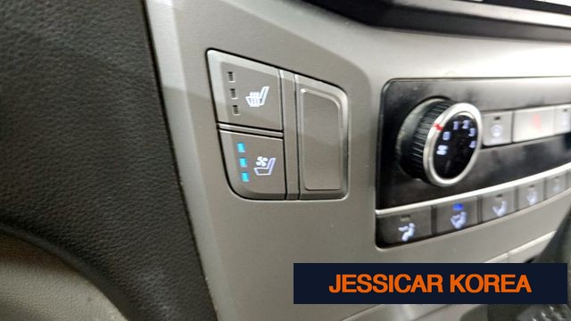 2019 Hyundai The New Grand Starex - Thumbnail 6