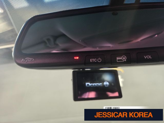 2016 Hyundai LF Sonata Hybrid - Thumbnail 5