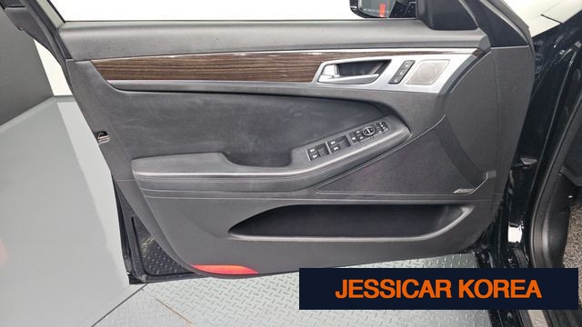 2017 Genesis G80 - Thumbnail 3