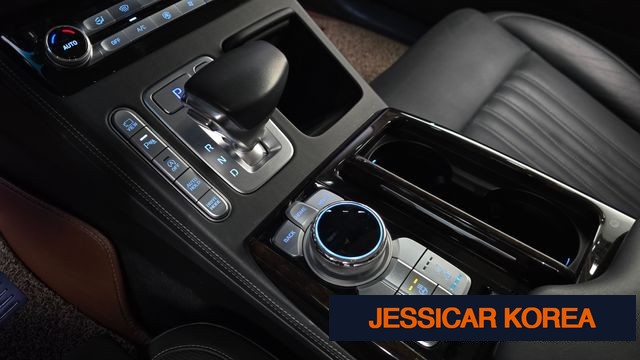 2019 Genesis G90 - Thumbnail 9