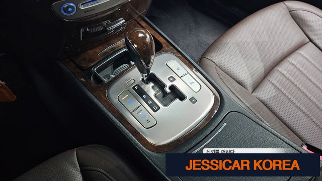 2010 Hyundai Genesis - Thumbnail 7