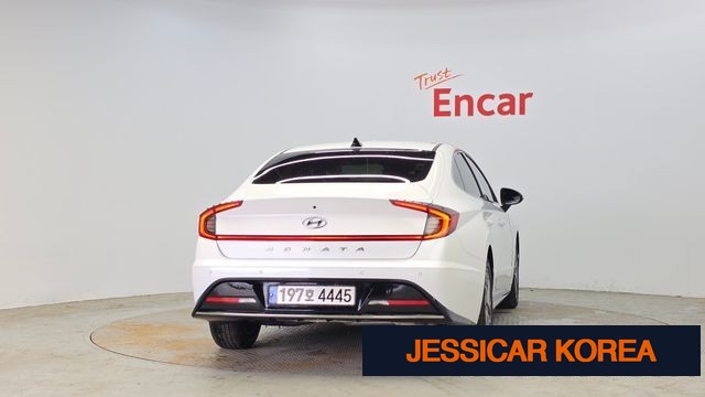 2022 Hyundai Sonata (DN8) - Thumbnail 3