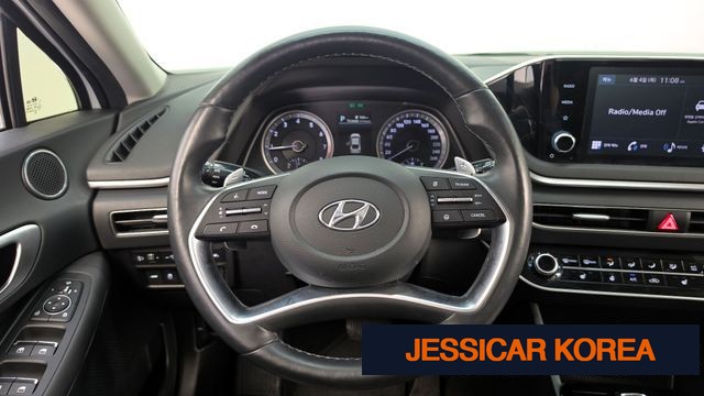 2022 Hyundai Sonata (DN8) - Thumbnail 4