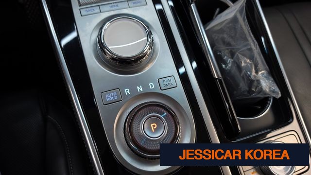 2023 Genesis GV80 - Thumbnail 8