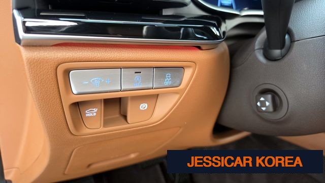 2023 Genesis G80 (RG3) - Thumbnail 10