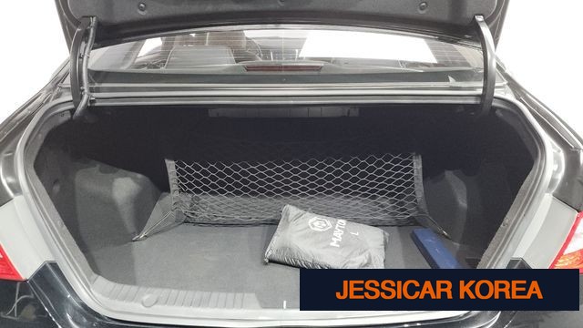 2011 Hyundai YF Sonata - Thumbnail 10