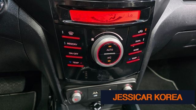 2017 KG Mobility Tivoli Air - Thumbnail 10
