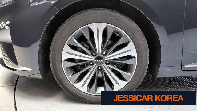2023 Kia K8 Hybrid - Thumbnail 10
