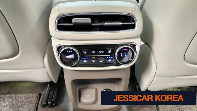 2022 Genesis GV80 - Thumbnail 8