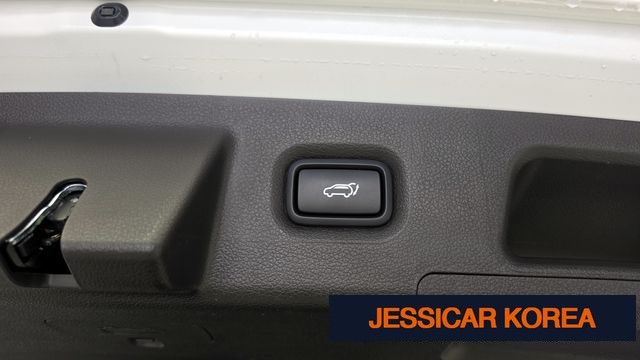 2023 Hyundai The New Santa Fe - Thumbnail 4