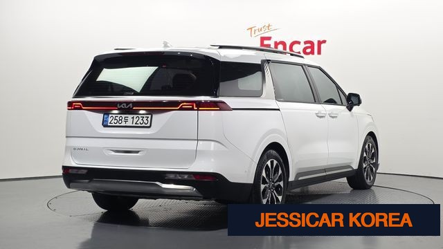 2023 Kia Carnival 4th Gen - Thumbnail 3