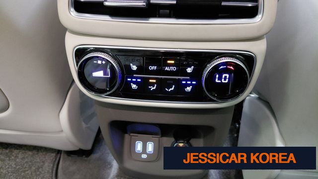 2023 Genesis GV80 - Thumbnail 2