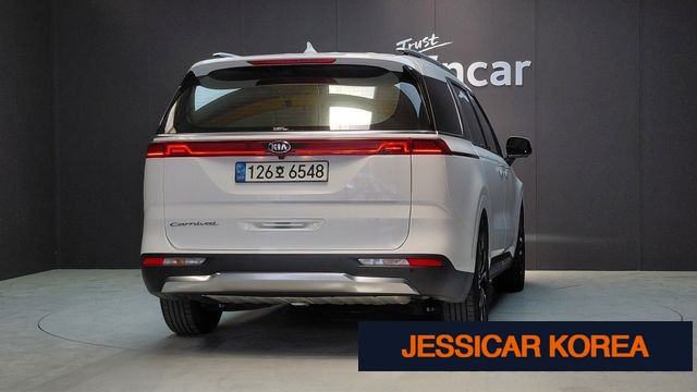 2021 Kia Carnival 4th Gen - Thumbnail 4