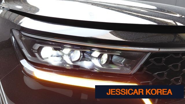 2023 Kia Sorento 4th Gen - Thumbnail 7