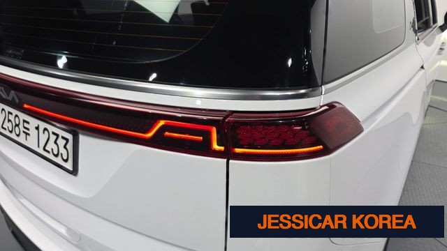 2023 Kia Carnival 4th Gen - Thumbnail 4