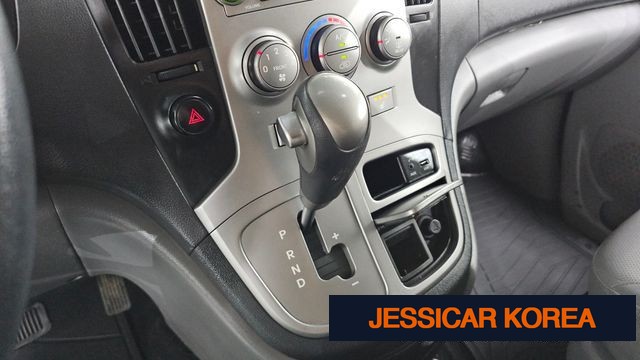 2013 Hyundai Grand Starex - Thumbnail 6