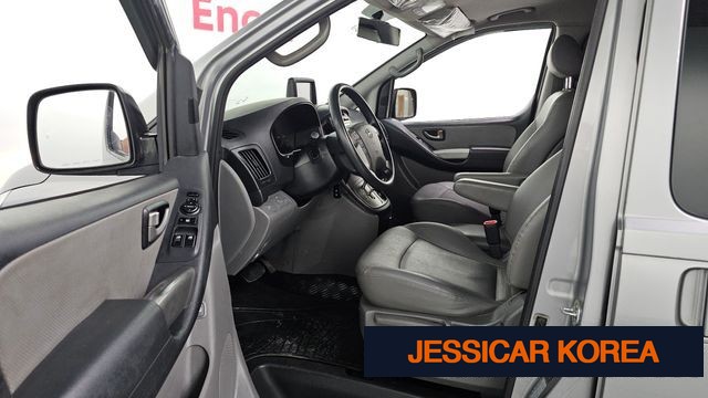 2013 Hyundai Grand Starex - Thumbnail 8