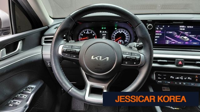 2023 Kia K5 3rd Gen - Thumbnail 2