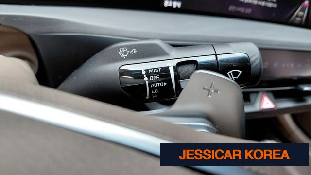 2023 Kia K8 - Thumbnail 4