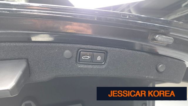 2020 Kia K7 Premier - Thumbnail 9