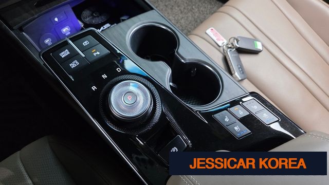 2023 Kia K8 Hybrid - Thumbnail 5