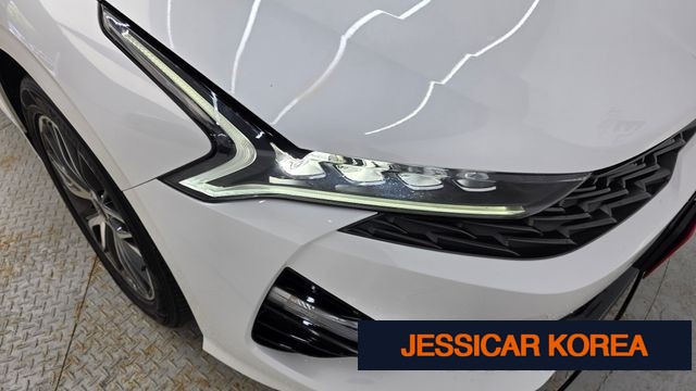 2021 Kia K5 3rd Gen - Thumbnail 10