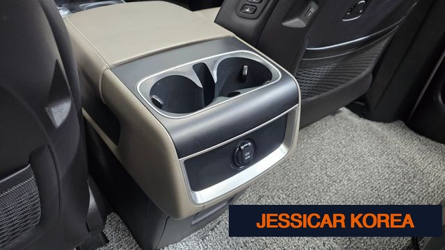 2025 Kia The New Carnival 4th generation - Thumbnail 4