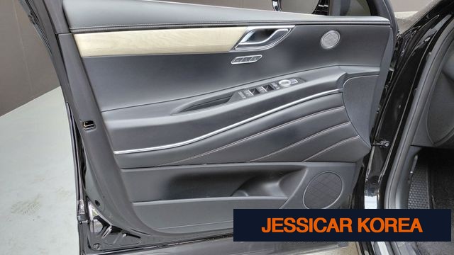2023 Genesis GV80 - Thumbnail 10