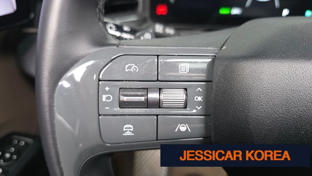 2024 Kia EV9 - Thumbnail 3
