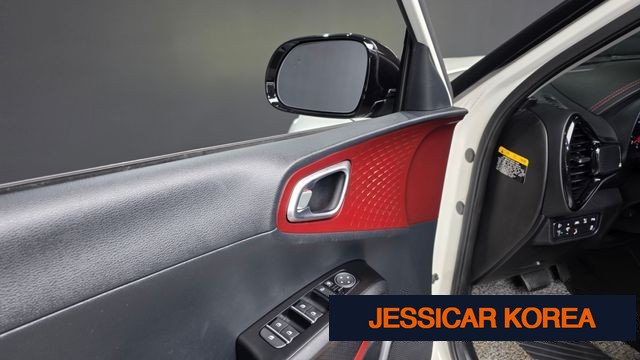 2019 Kia soul booster - Thumbnail 7