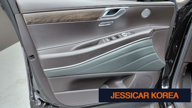2022 Genesis GV80 - Thumbnail 9