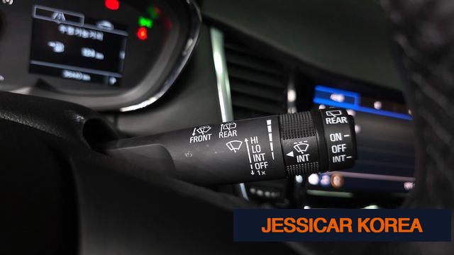 2020 Chevrolet The New Trax - Thumbnail 3