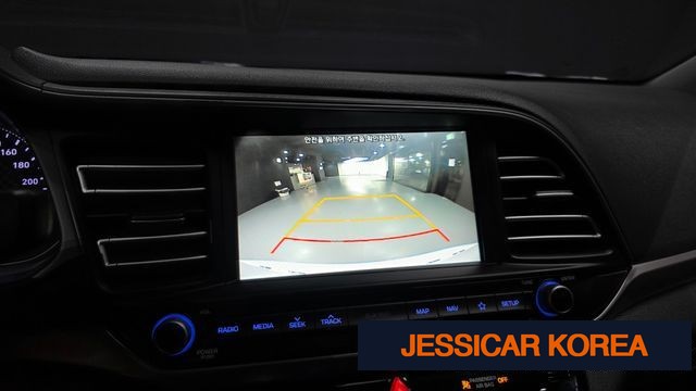 2019 Hyundai The New Avante AD - Thumbnail 4