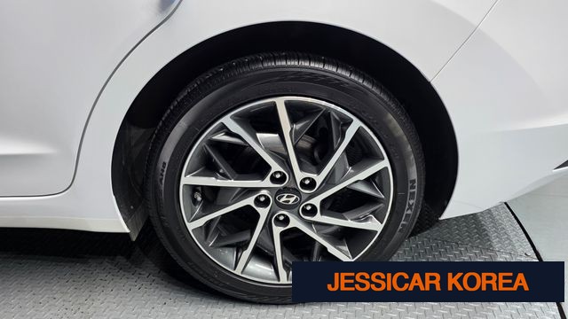 2019 Hyundai The New Avante AD - Thumbnail 7