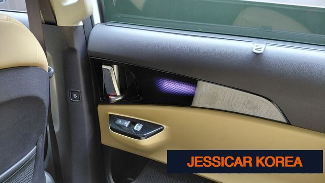 2023 Kia Carnival 4th Gen - Thumbnail 4