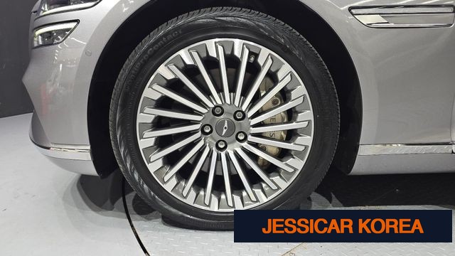 2023 Genesis Electrified G80 (RG3) - Thumbnail 8