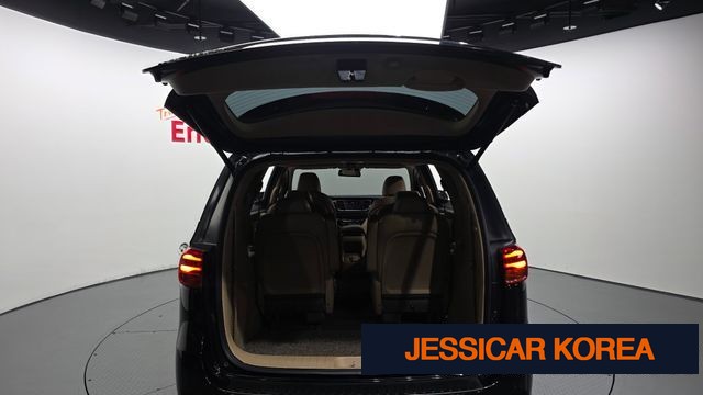 2019 Kia The New Carnival - Thumbnail 2