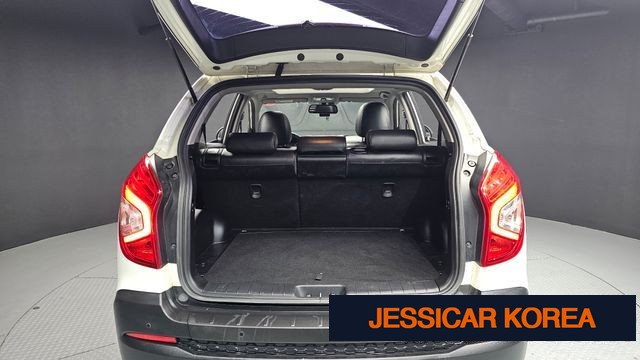 2017 KG Mobility New Style Korando C - Thumbnail 2