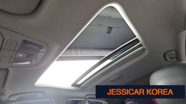 2017 KG Mobility New Style Korando C - Thumbnail 6